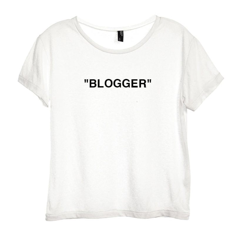 "BLOGGER" [DISTRESSED WOMEN'S TEE]