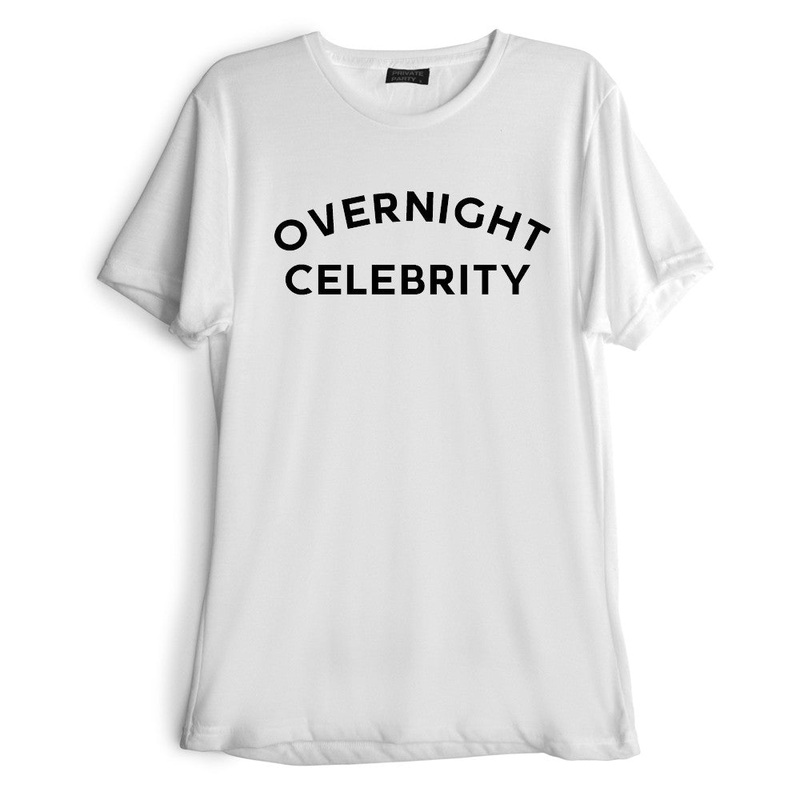 OVERNIGHT CELEBRITY [TEE]