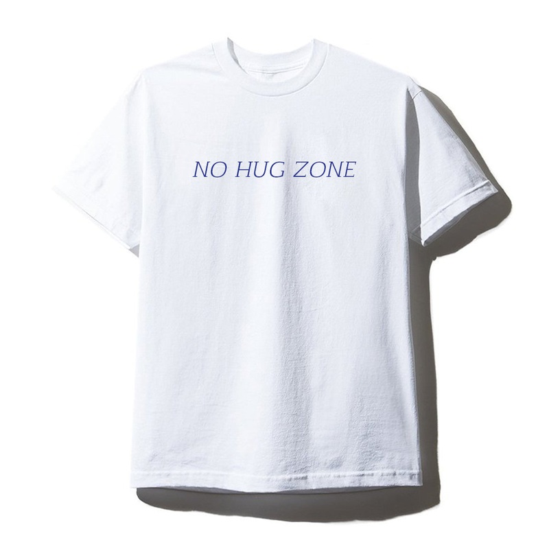 NO HUG ZONE [UNISEX TEE]