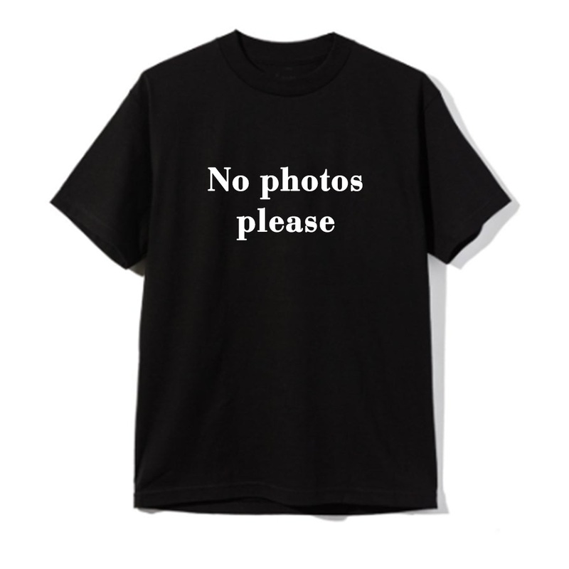 NO PHOTOS PLEASE [UNISEX TEE]