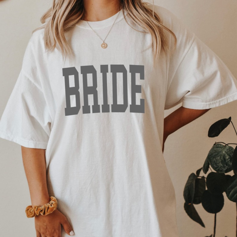BRIDE [GIANT TEXT TEE]