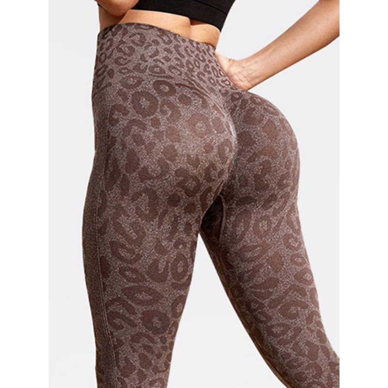 ZASUWA Female Leopard Print Scrunch Bum Seamless Leggings
