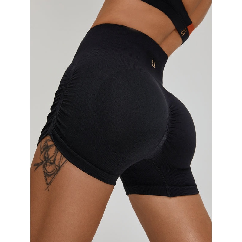 ZASUWA Female Ribbed Scrunch Bum Quick-drying Spandex Gym Booty Shorts