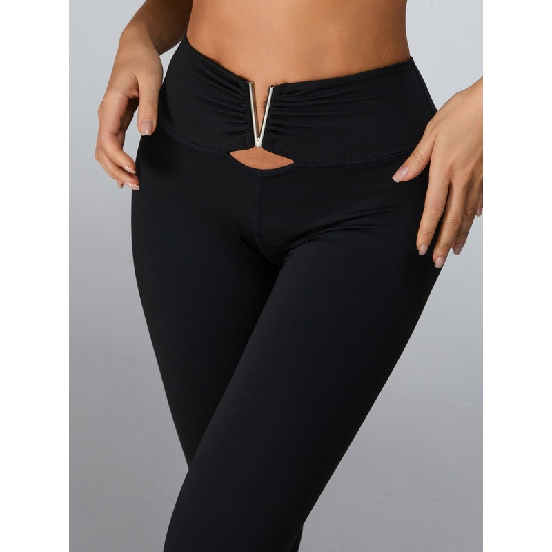 ZASUWA Female Cutout V Shape Metal Leggings