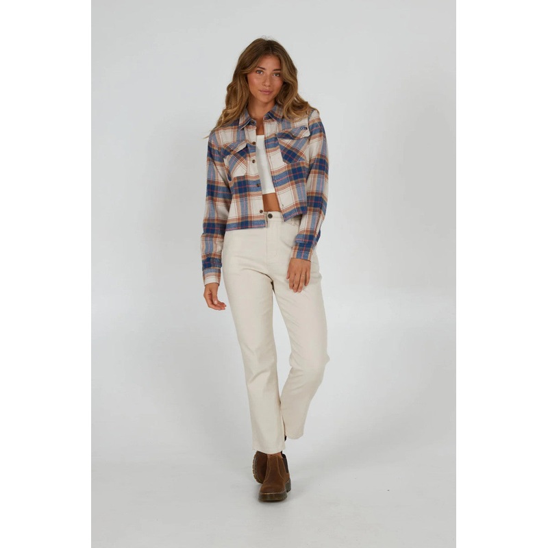 Stay Golden Crop Flannel