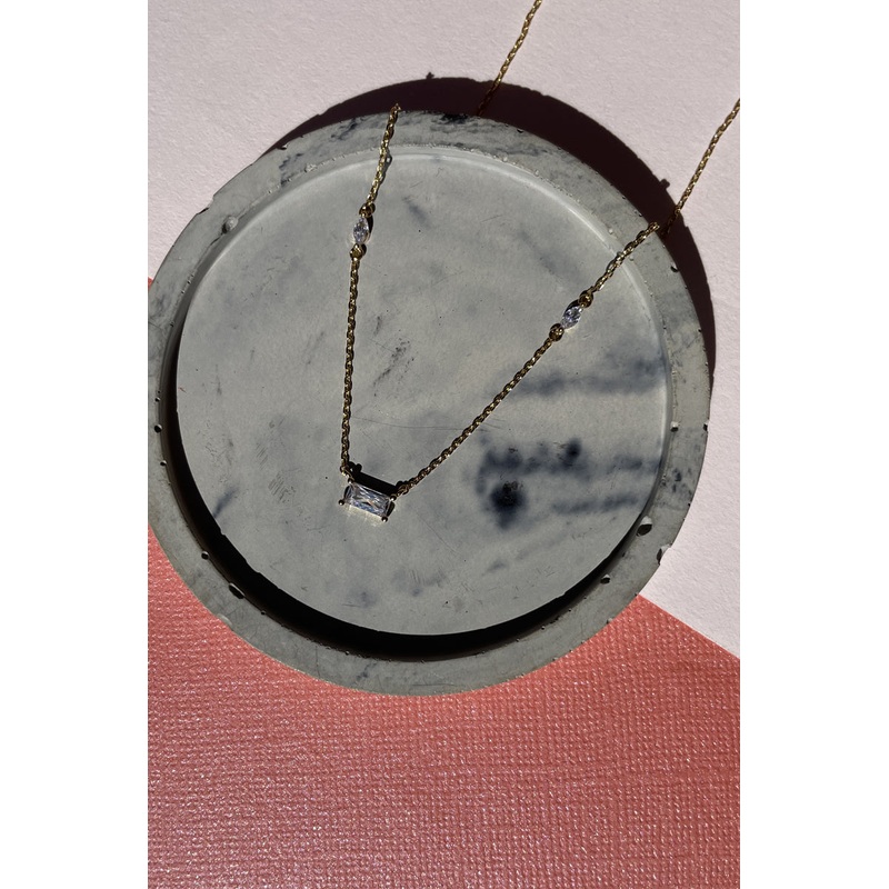 Faye Necklace
