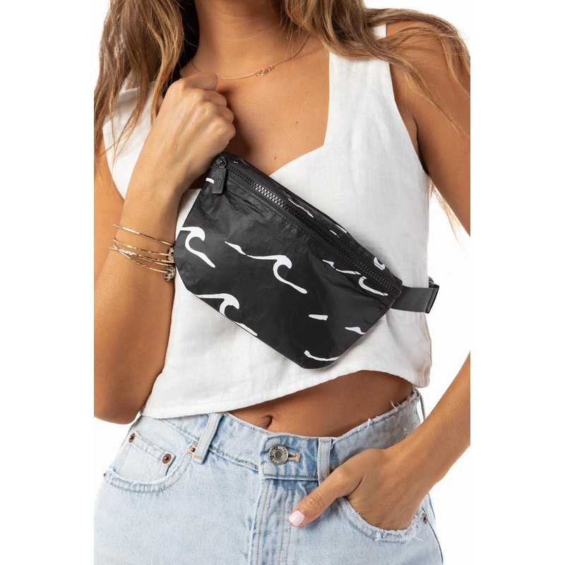 Seaside Hip Pack