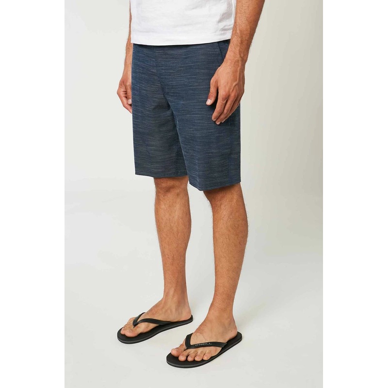 Locked Slub Hybrid Shorts