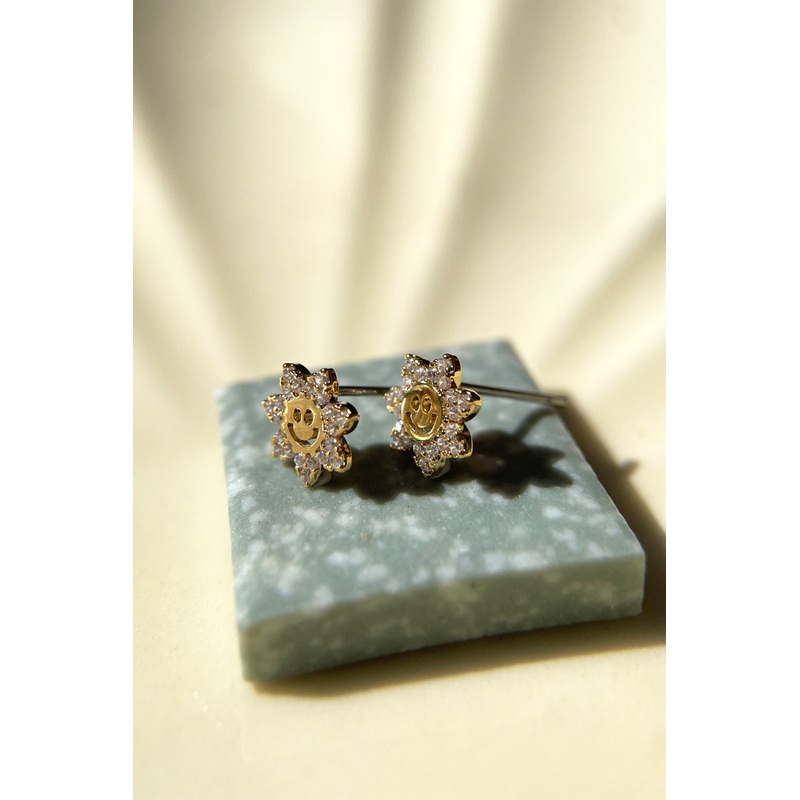 Friendly Flower Earrings