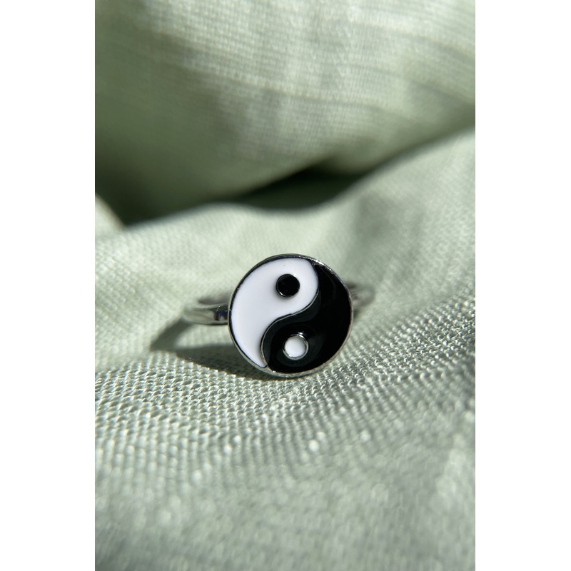 Yin Yang Ring