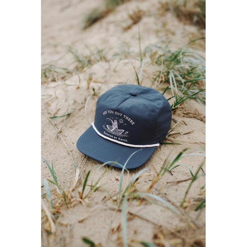 Cast Off Hat