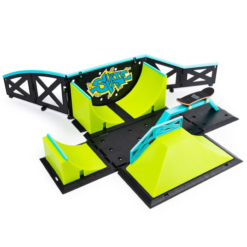 Tech Deck Transforming SK8 Container Pro Set