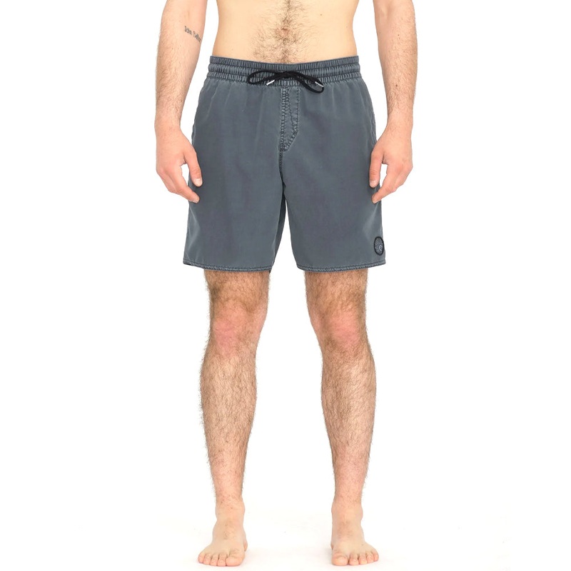 Volcom Center 17 Trunks