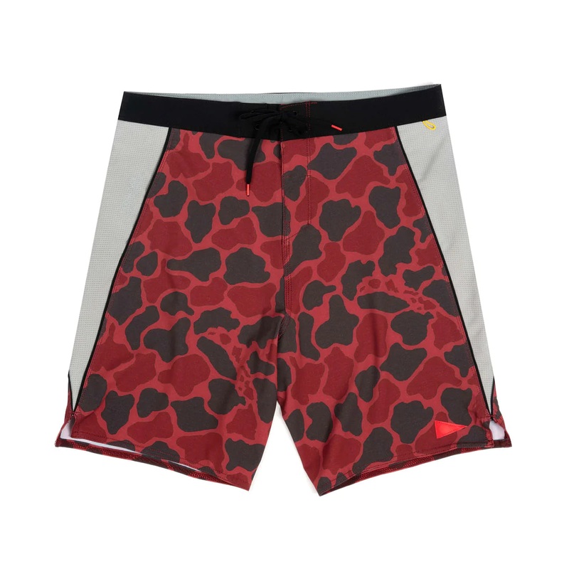 F1 AIRTEX GAMMA BOARDSHORT - MAROON CAMO