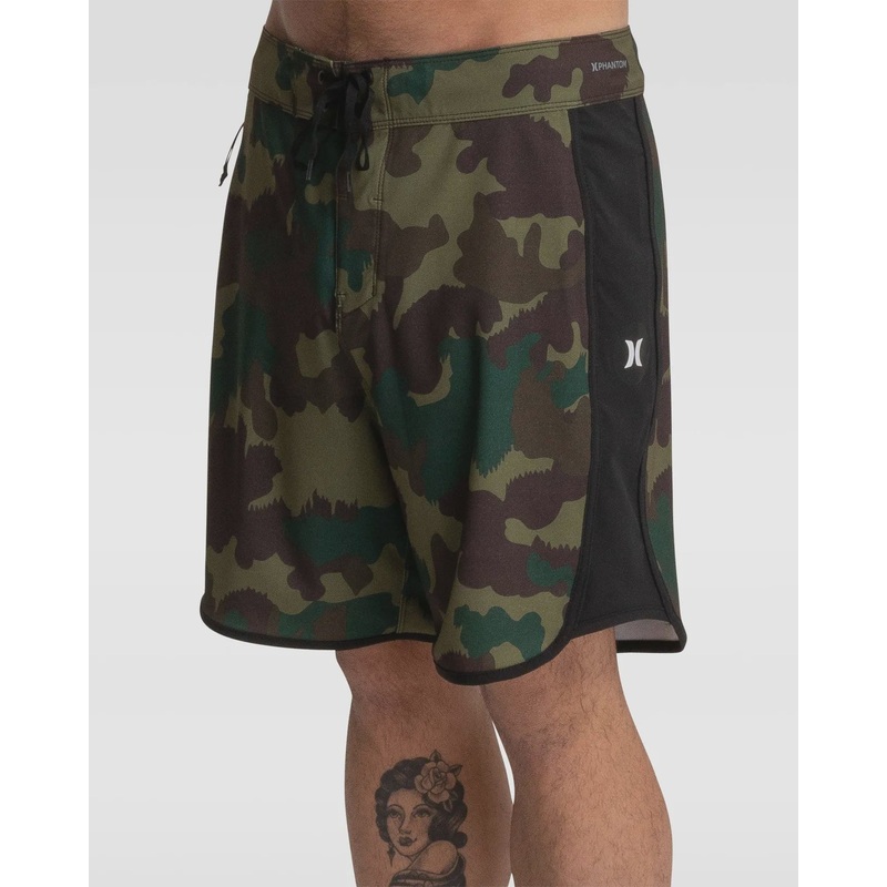 PHANTOM SWEEP CAMO BOARDSHORT