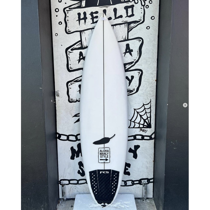 USED - 5'11 CHILLI SHORTIE