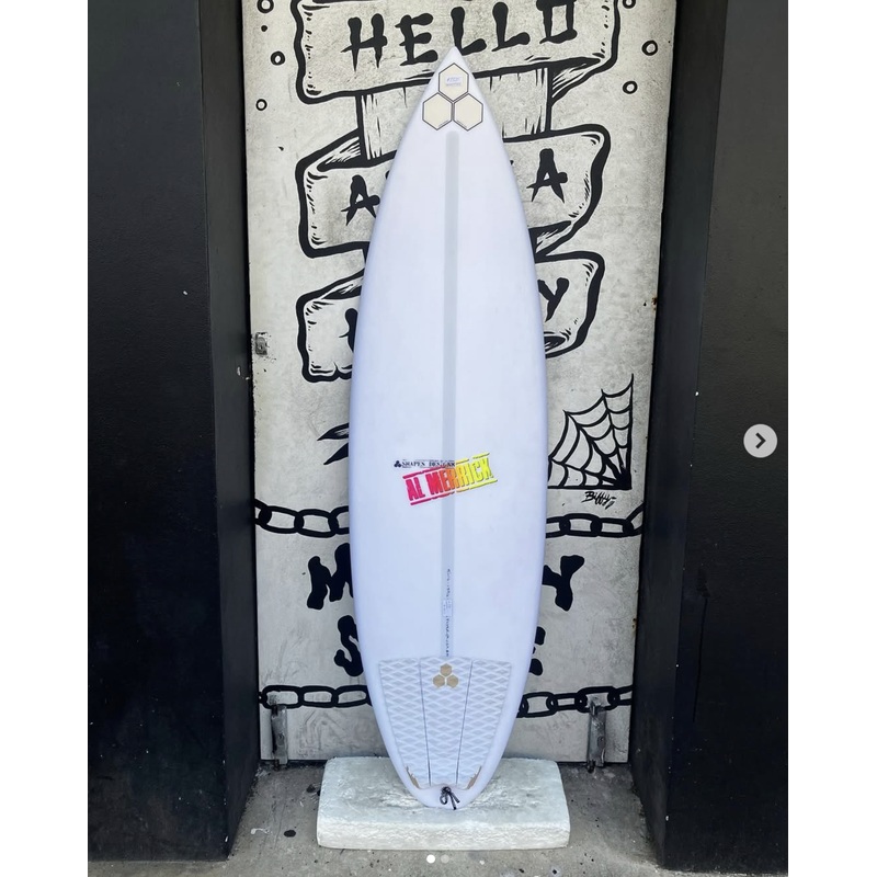 USED - 5'11 OG FLYER (32L)