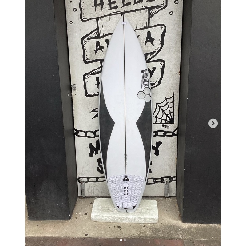 USED - 5'8 DUMPSTER DIVER 2 (29.3L)